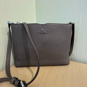 Kate Spade Harlow Crossbody – Pebbled Leather – Hare Grey
